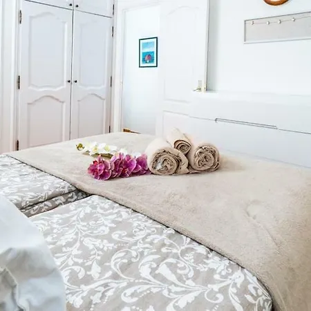 Neptuno Sea View Playa Arena Puerto de Santiago (Tenerife)